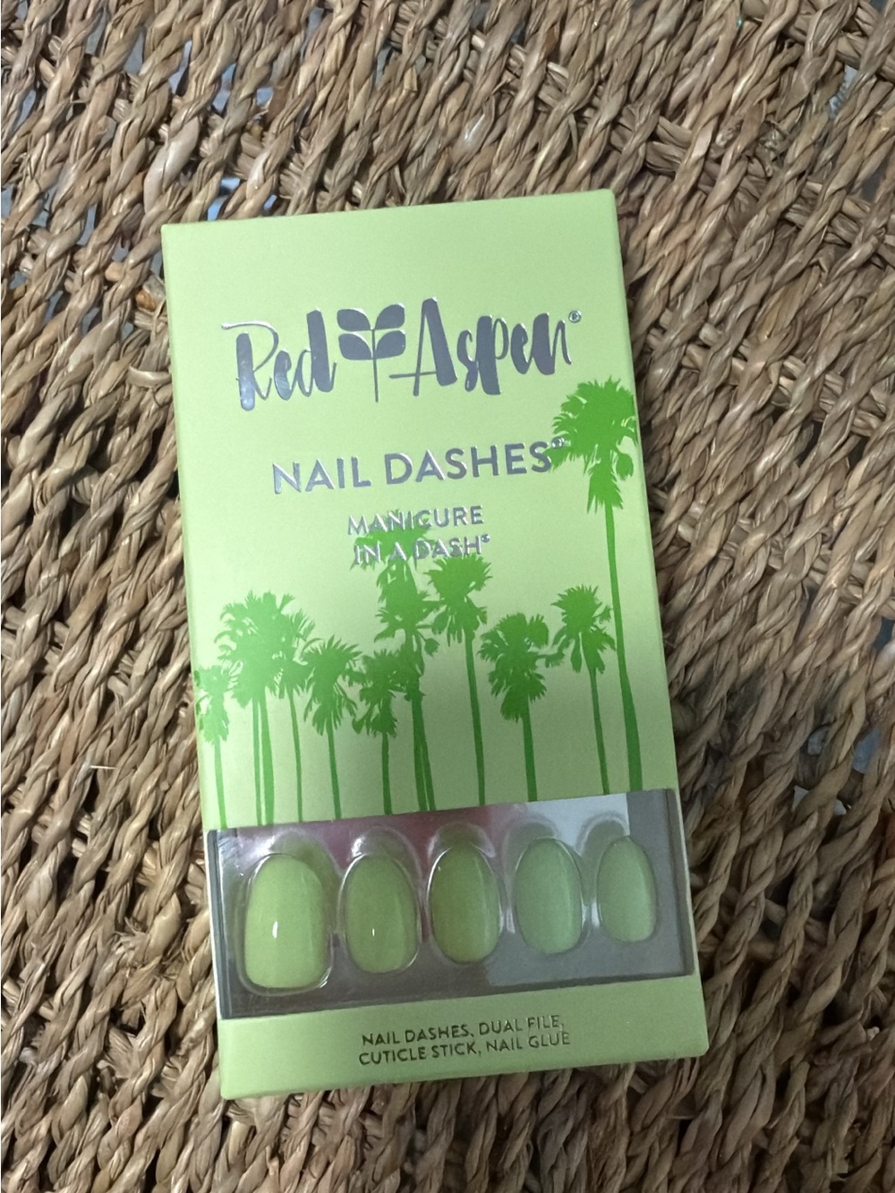 Red Aspen Nail Dashes Press-On Nails in Lime Green